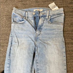 Levi’s Mile High Super Skinny Size 24